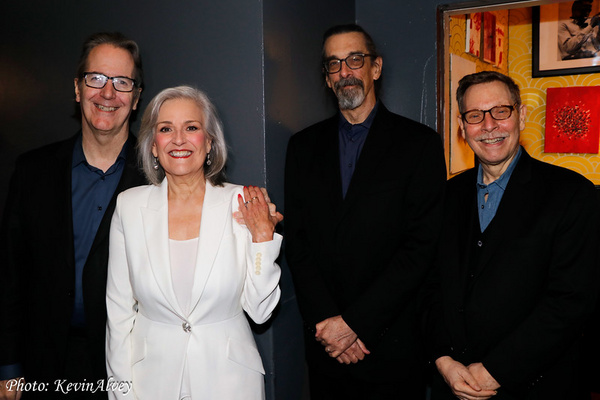 Photos: Karen Mason Razzle Dazzles At Birdland Image