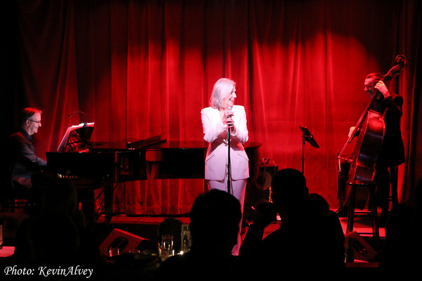 Photos: Karen Mason Razzle Dazzles At Birdland Image