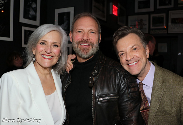 Photos: Karen Mason Razzle Dazzles At Birdland Image