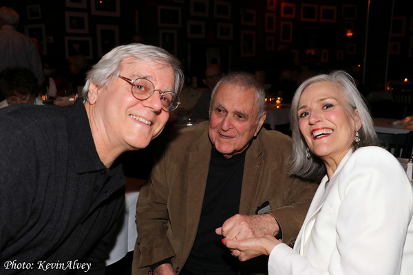 Photos: Karen Mason Razzle Dazzles At Birdland Image