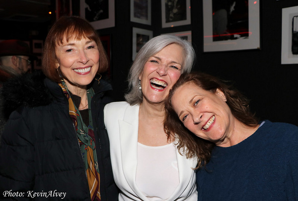 Photos: Karen Mason Razzle Dazzles At Birdland Image