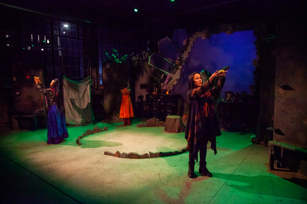 Photos: First Look At World Premiere Of ANTIGONX At Wilbury Theatre Group Image