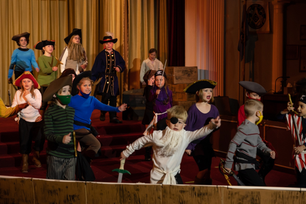Photos: First look at Rise Up Youth Theatre's PIRATES! THE MUSICAL Image