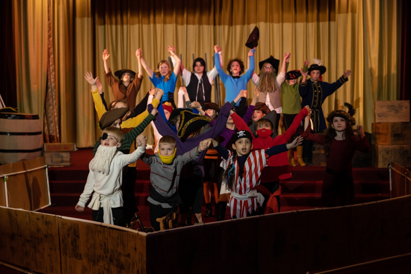 Photos: First look at Rise Up Youth Theatre's PIRATES! THE MUSICAL Image