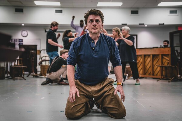 Photos: Jason Danieley, Nathan Salstone & More in KNOXVILLE Rehearsals Image