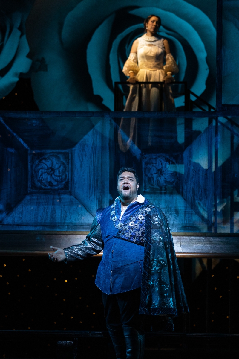 Review: San Diego Opera's Creative and Effective ROMEO AND JULIET Image