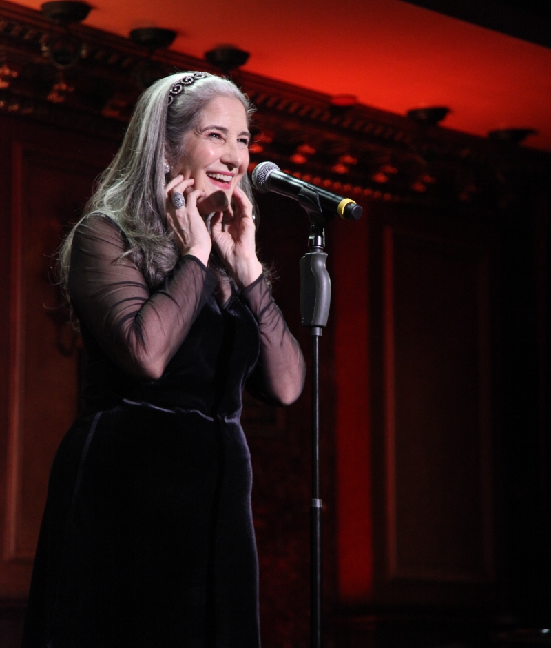 Review: Ann Talman's THE SHADOW OF HER SMILE at 54 Below Elevates Elizabeth Taylor into the Light of Memory Image