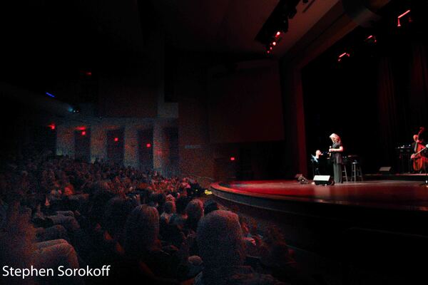 Photos: The RRazz Room Presents Linda Eder at the Eissey Theater Image