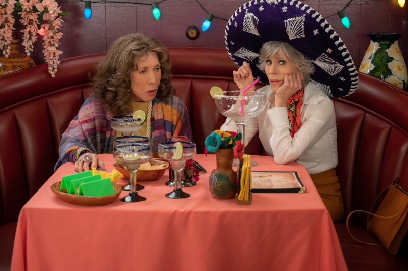 Photos: First Look at GRACE & FRANKIE Final Season Image