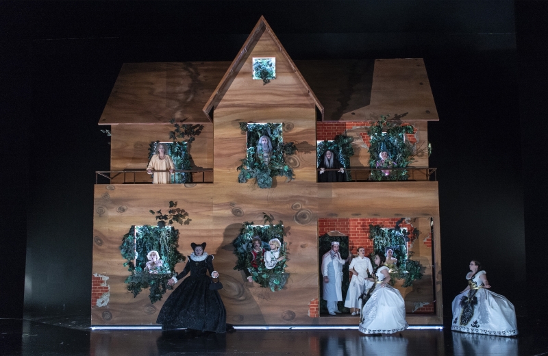 Review: INTO THE WOODS at Det Norske Teatret – Not Totally Happily Ever After 