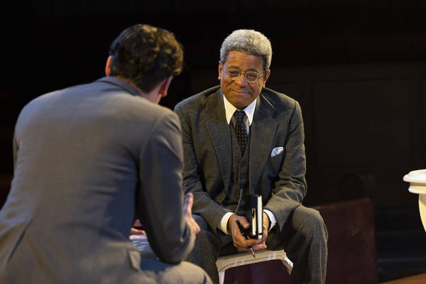 Photos: Check Out All New Photos From WITNESS FOR THE PROSECUTION at London's County Hall Image