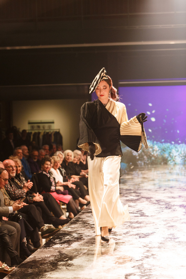 Photos: Pittsburgh Opera Presents DIVA DREAMS AND FASHION QUEENS Fashion Show Image