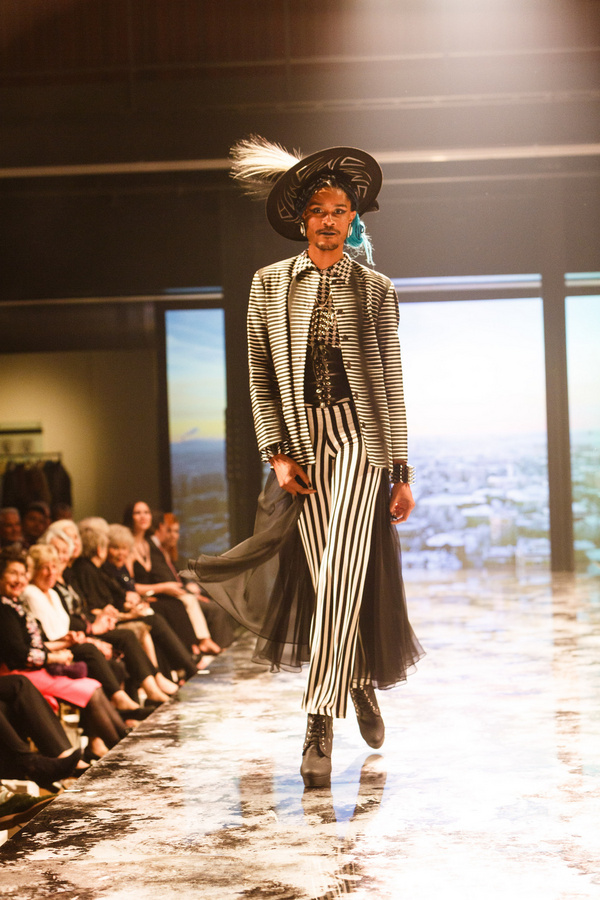 Photos: Pittsburgh Opera Presents DIVA DREAMS AND FASHION QUEENS Fashion Show Image