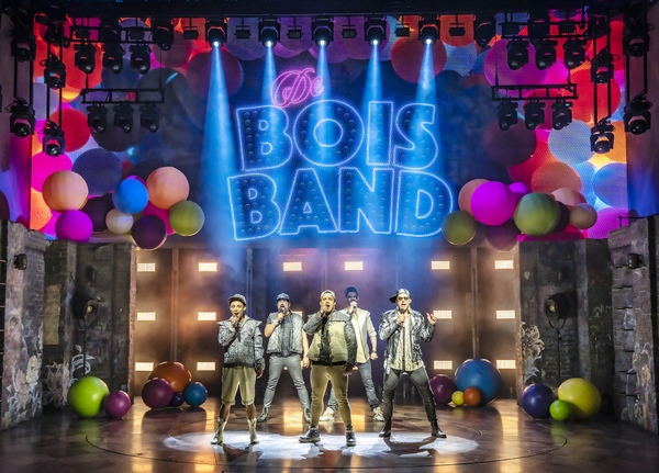 Photos: First Look at Keala Settle, Tom Francis, and More in & JULIET Image