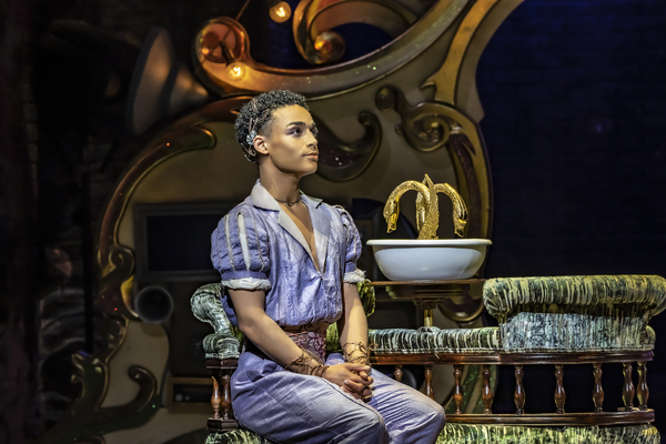 Photos: First Look at Keala Settle, Tom Francis, and More in & JULIET Image