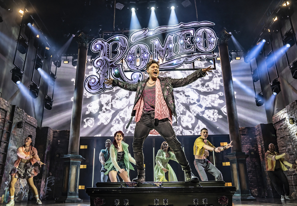 Photos: First Look at Keala Settle, Tom Francis, and More in & JULIET Image