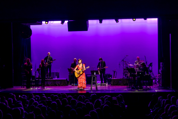 Photos: Inside Mount Vernon Arts Consortium presents AMY GRANT  Image