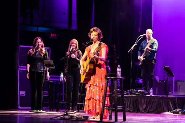 Photos: Inside Mount Vernon Arts Consortium presents AMY GRANT  Image