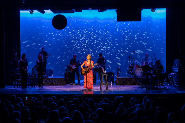 Photos: Inside Mount Vernon Arts Consortium presents AMY GRANT  Image