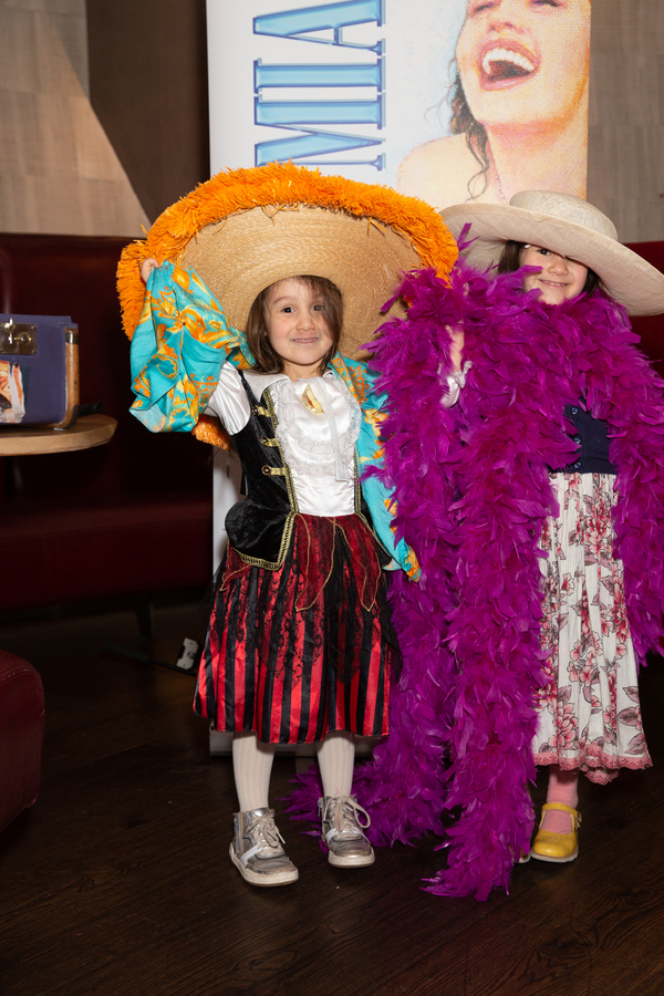 Photos: The West End's MAMMA MIA! Celebrates 23rd Birthday Image