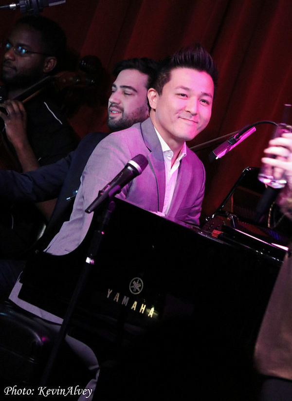 Photos: Robbie Rozelle Returns To Birdland! Image