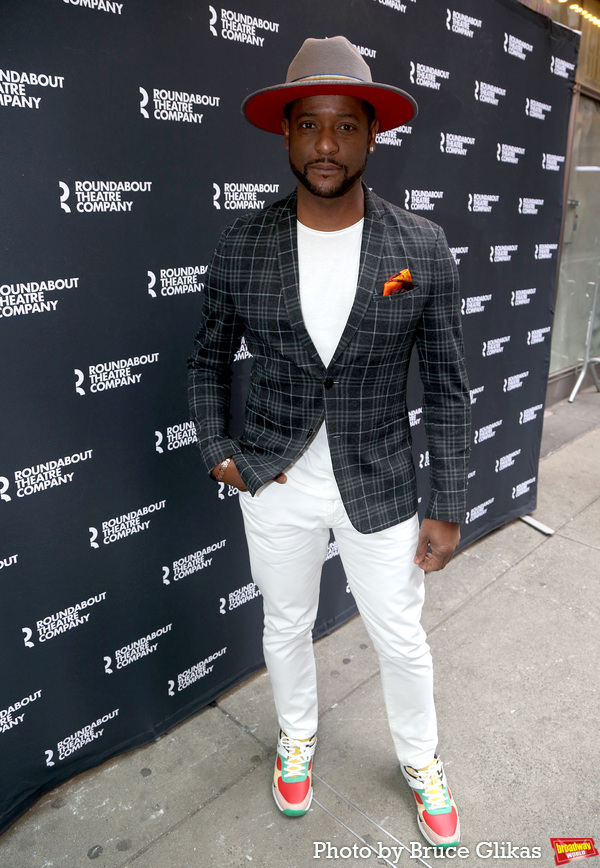 Photos: BIRTHDAY CANDLES Opening Night Red Carpet Image