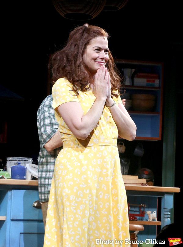 Photos: Debra Messing and Company Take Opening Night Bows in BIRTHDAY CANDLES Image