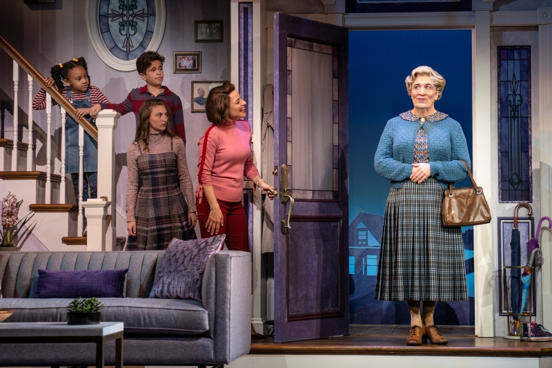Photo: Check Out a New Image of the Cast of MRS. DOUBTFIRE - Resuming Performances Tonight! Image