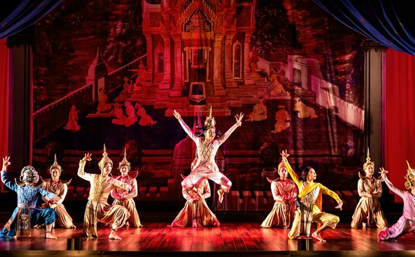 Photos: First Look At Adam Jacobs, Besty Morgan & More In Drury Lane's THE KING AND I 