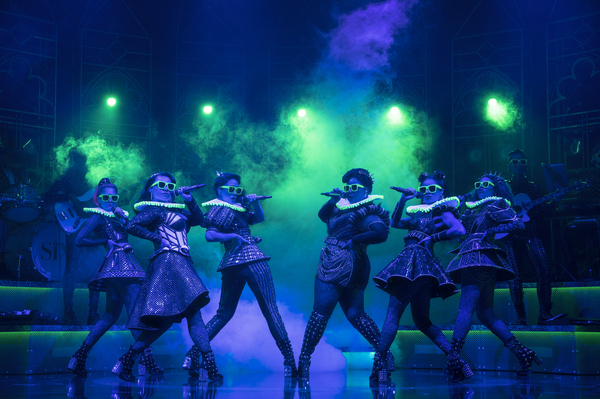 Photos: Get A First Look At SIX on Tour Image
