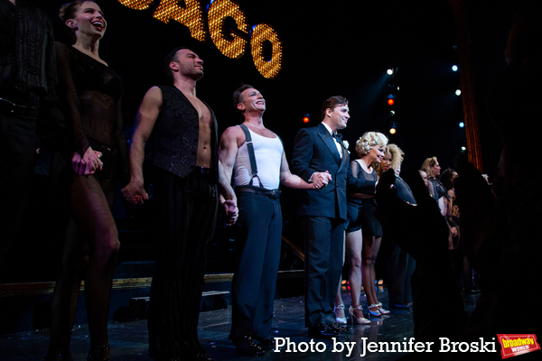 Photos: CHICAGO Star Pamela Anderson Takes Her First Bows on Broadway! Image