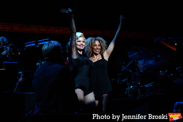 Photos: CHICAGO Star Pamela Anderson Takes Her First Bows on Broadway! Image