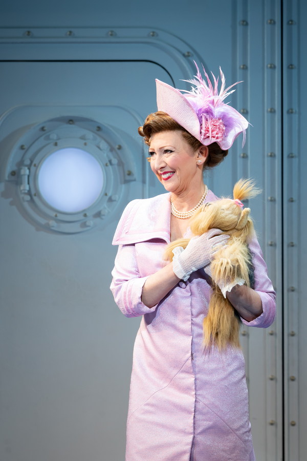 Photos: First Look at the UK Tour of ANYTHING GOES, Starring Kerry Ellis Image