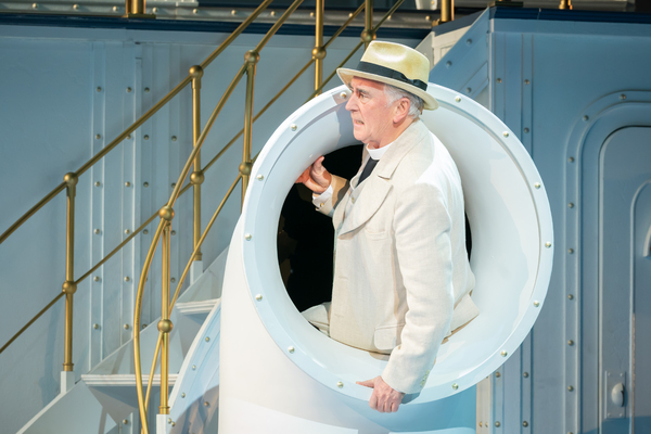 Photos: First Look at the UK Tour of ANYTHING GOES, Starring Kerry Ellis Image