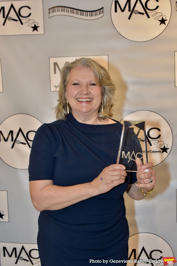 Photos: On the Red Carpet at the 2022 MAC AWARDS Image
