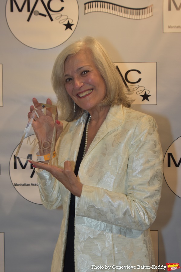 Photos: On the Red Carpet at the 2022 MAC AWARDS Image
