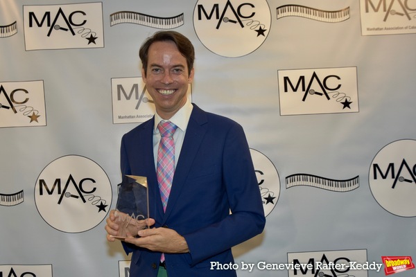 Photos: On the Red Carpet at the 2022 MAC AWARDS Image
