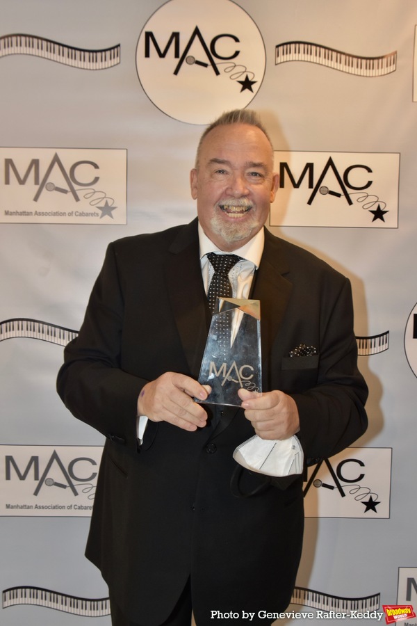 Photos: On the Red Carpet at the 2022 MAC AWARDS Image