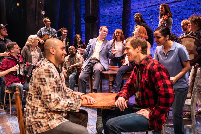 Review: COME FROM AWAY at The National Theatre Image