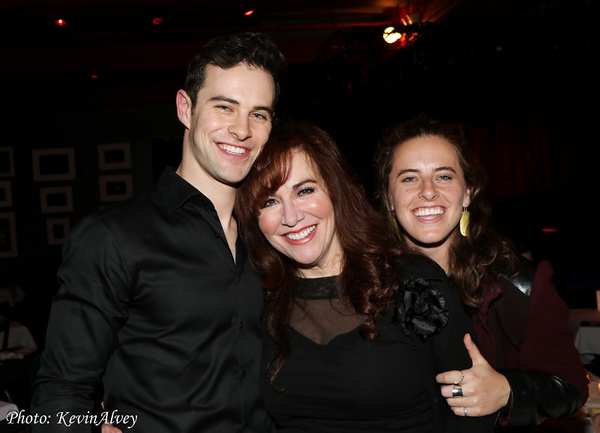 Photos: Debbie Gravitte PLUS ONE With Stephen Schwartz Comes to the Birdland Stage Image