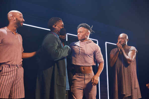 Photos: A STRANGE LOOP Takes its First Broadway Bow Image