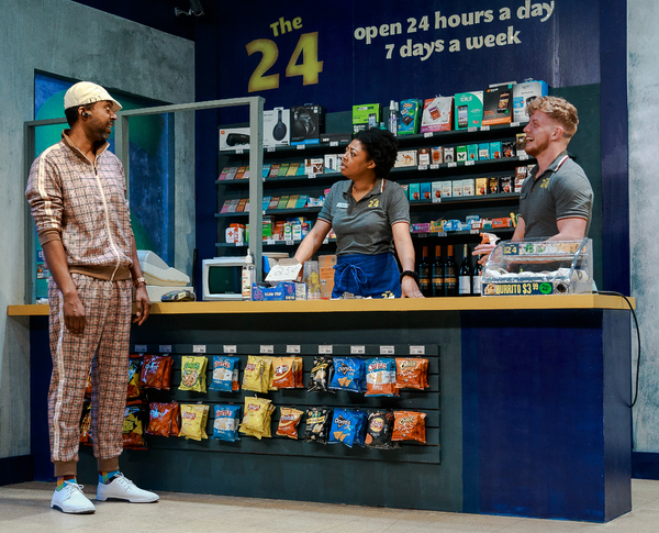 Photos: First Look at THE TWUNNY FO' At Know Theatre Image