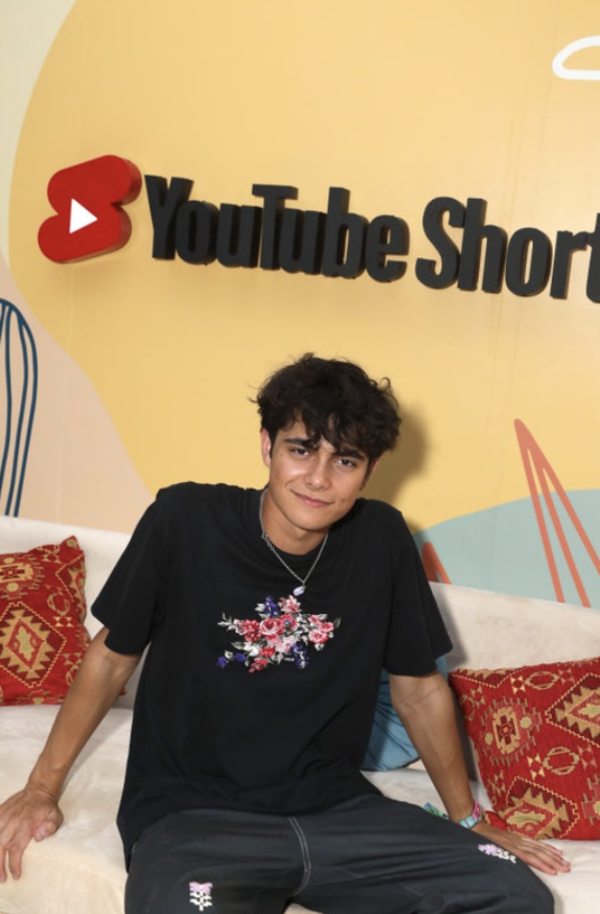 Photos: Inside Look at YouTube Presents Front Row Coachella Livestream Event Image