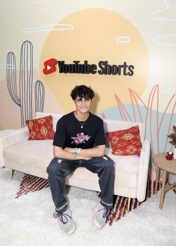 Photos: Inside Look at YouTube Presents Front Row Coachella Livestream Event Image