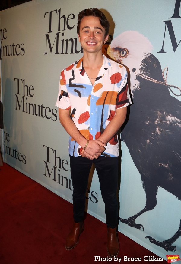 Photos: On the Red Carpet for THE MINUTES Opening Night Image
