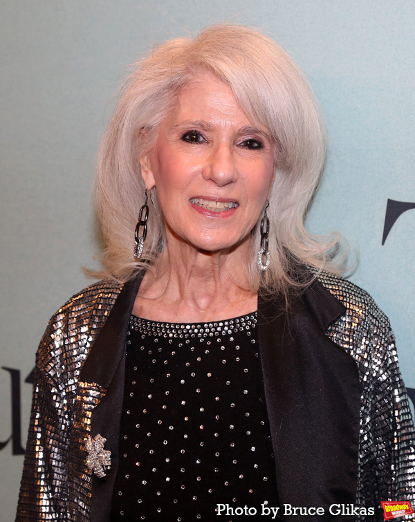 Photos: On the Red Carpet for THE MINUTES Opening Night Image