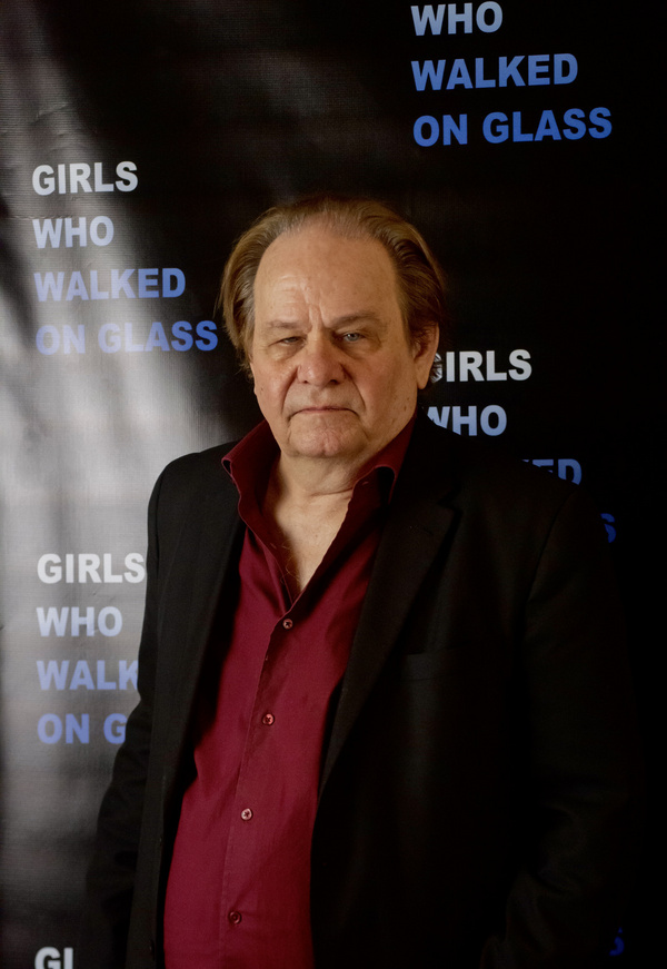 Photos: On the Red Carpet For GIRLS WHO WALKED ON GLASS At Alchemical Studios Image