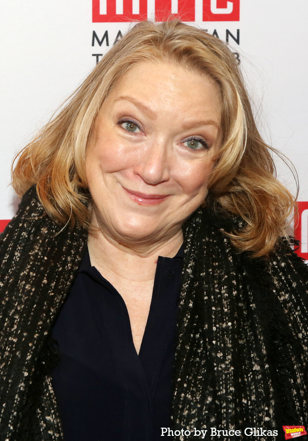 Photos: On the Opening Night Red Carpet for HOW I LEARNED TO DRIVE Image