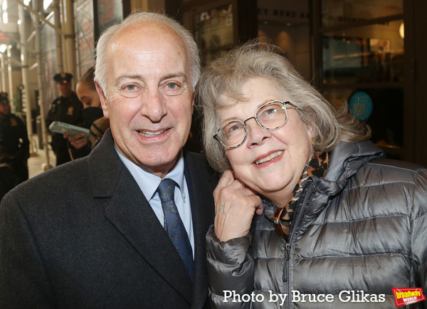 Photos: On the Opening Night Red Carpet for HOW I LEARNED TO DRIVE Image