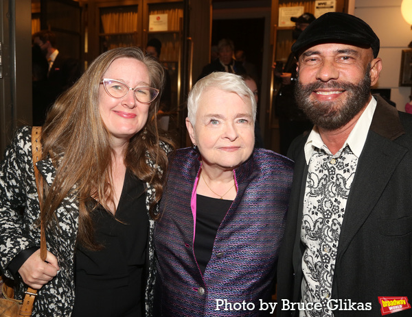 Photos: On the Opening Night Red Carpet for HOW I LEARNED TO DRIVE Image